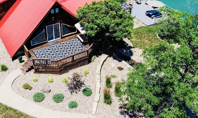 Sharpsburg Cabin | End of Summer Special. Weekday Rates Lowered. Private Retreat - Book Now!