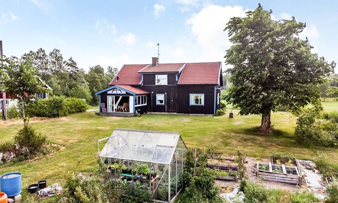 Bullaren House | Enerhögen Flädern by Interhome