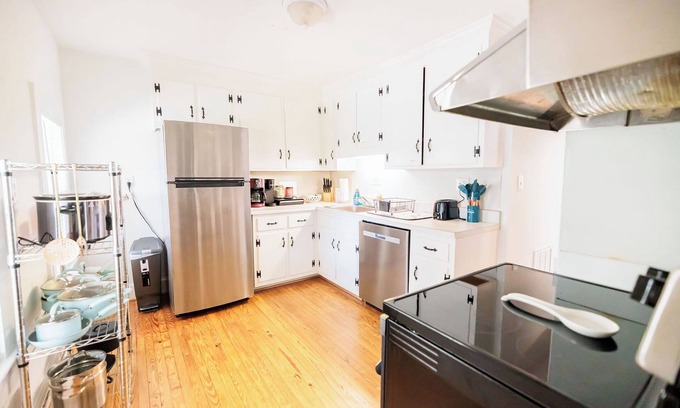 Saluda Other | Enjoy a Pet-Friendly Retreat in Quaint Saluda Village