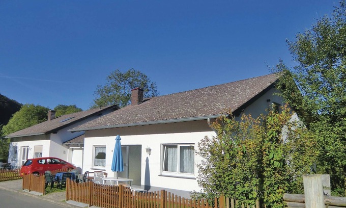Welchenhausen House | Enjoy a relaxing vacation in this very quietly located vacation home in Welchenhausen in the Eifel.