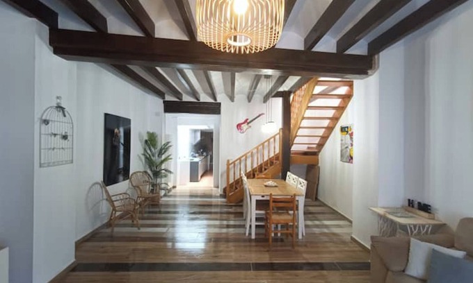 Grau i Platja House | Enjoy a spacious house in Casa Vela.