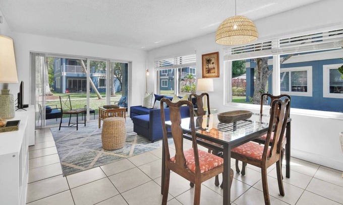 Mission Bay Apartment | Enjoy our 2 bedroom, 2 bath ground floor apartment in West Boca Raton