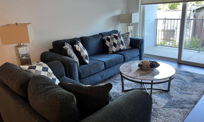 Inman Park Apartment | Enjoy the Beltline and Ponce City Market in the heart of Atlanta!