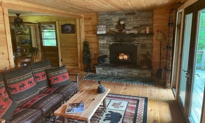 Vermontville House | Enjoy the peace and tranquility of Loon Lake and Bass Pond