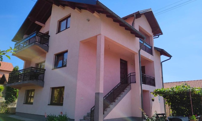 Zivinice Apartment | ENSA Apartments
