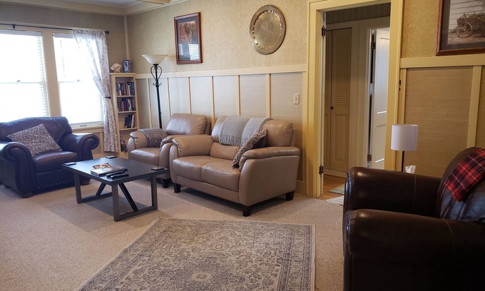 Fargo House | Entire 2 bedroom home, near downtown Fargo, NDSU, and Fargo Dome!