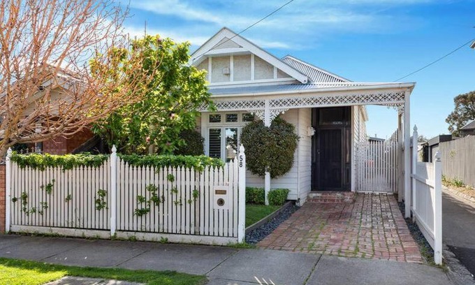 Ascot Vale House | Entire contemporary home in Ascot Vale