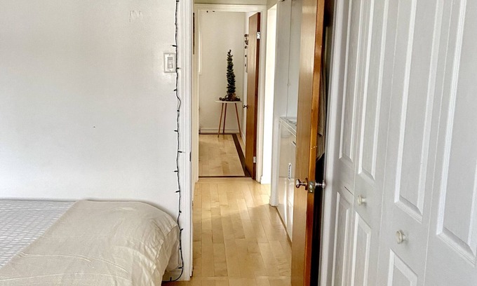 Lac Sainte-Marie Ski Chalet | Entire cottage (2 condos), perfect for families or large groups!