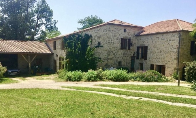 Clermont-Dessous House | Entire gîte countryside swimming pool