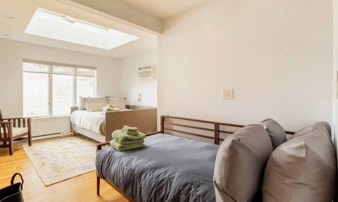 Rowland House | Entire Home on Delaware River! Hot Tub & Game Room!