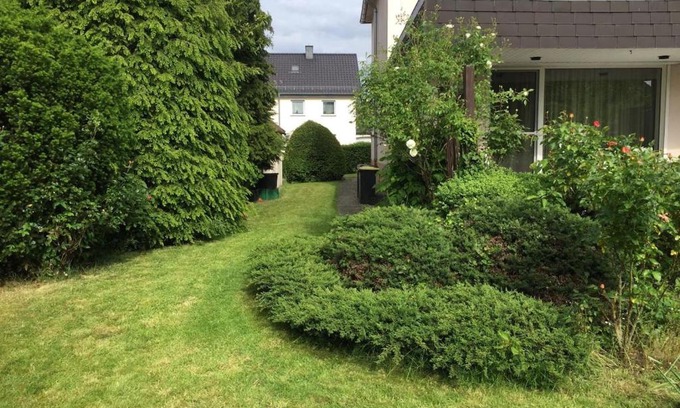 Bielefeld House | Entire house, quiet city location, garden, parking