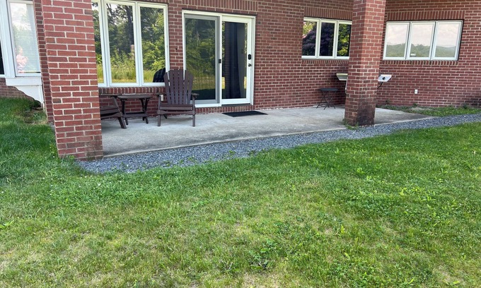 Keene Apartment | Entire private apartment suite in home with own entrance, views and private gym.