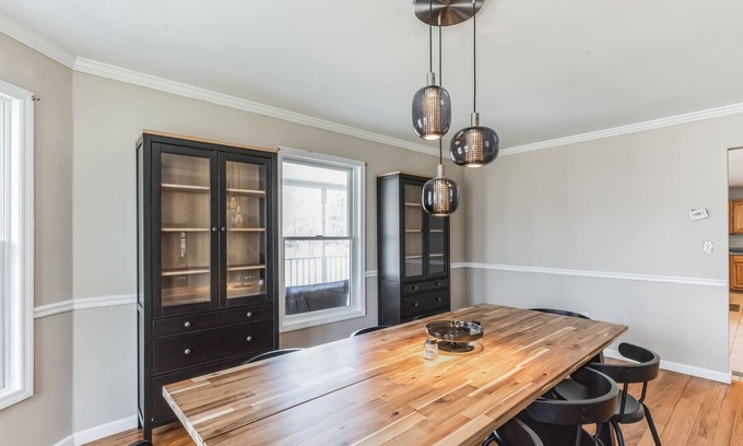 Putnam Valley House | Entire Putnam Valley Estate - 5BR Hot Tub Sauna by RedAwning