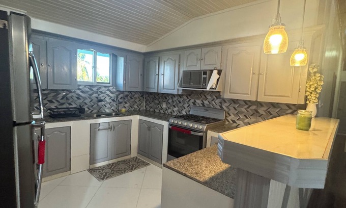 Georgetown House | Entire Spacious Atlantic Ville Home.