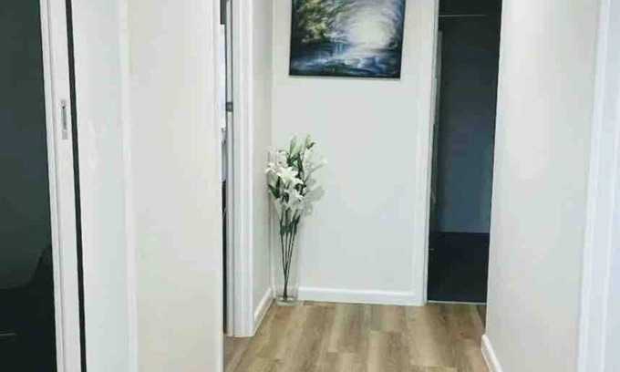 Pascoe Vale House | Entire Villa With all Services at Your Doorstep
