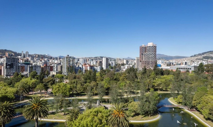 La Carolina Apartment | Epiq Residences