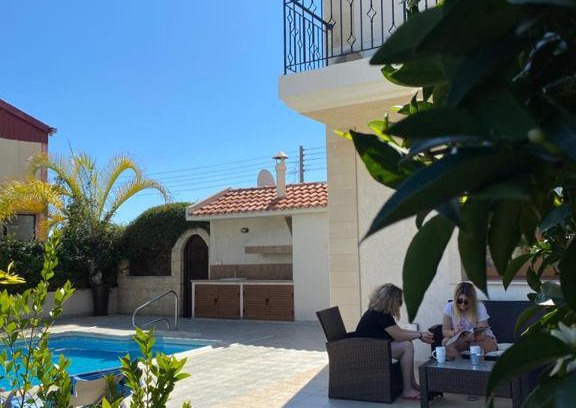 Episkopi Villa | EPISKOPI VILLA, Luxury 4 Bedroom with Pool - Limassol