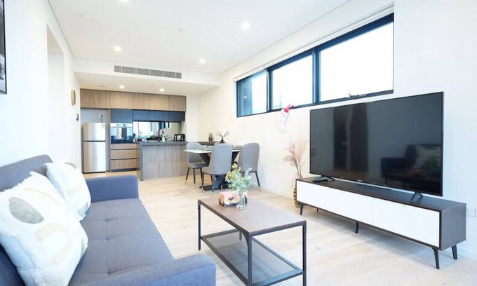 Epping Apartment | Epping 1 bedroom apartment with swimming pool in Epping