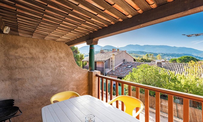 Residences du Golfe de Lava Apartment | Erbalunga 80m from the Beach – Sea and Mountain View, Private Terrace, Air Conditioning and Wi-Fi