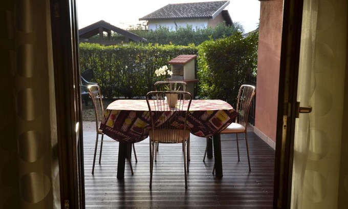 Lesa Apartment | Erno Apartment