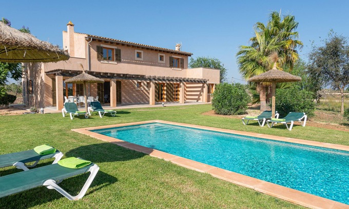 Porto Cristo Villa | ES REGALO - PÉRGOLA - Wonderful villa with private swimming pool and free WiFi