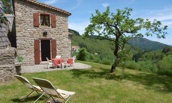 Saint-Julien-du-Gua House | Escape in Saint-Julien-du-Gua