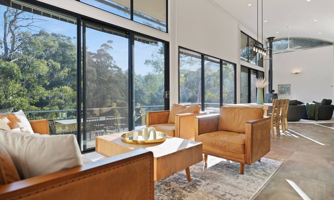 Merrijig House | Escape Merrijig - Stunning Riverfront Property with Modern Amenities and Breath taking Views