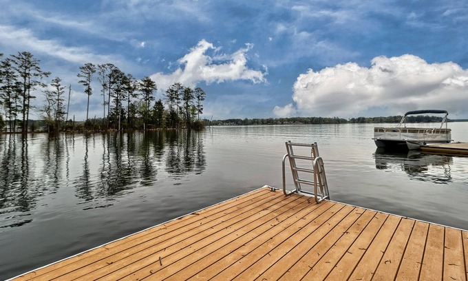 Chapin House | Escape to Lake Murray with this large close-in home, packed with amenities.