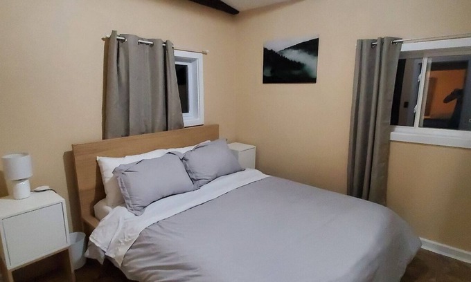 Port Wade House | Escape to nature at Oceans Echo Cottage