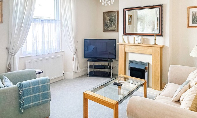 Babbacombe Cottage | Escape to our charming two-bed holiday home in Babbacombe, Torquay.