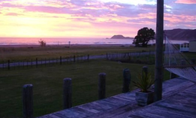 Tokomaru Bay House | Escape to the Cape Tokomaru Bay