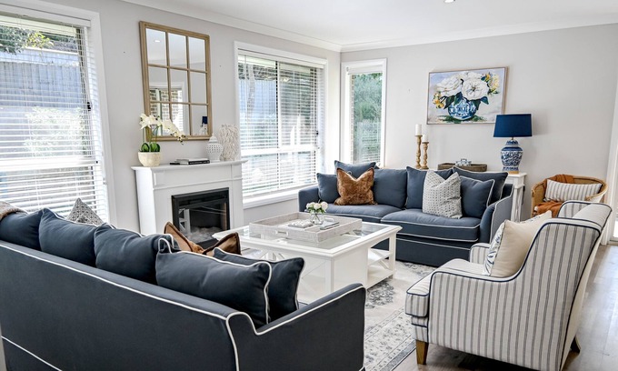 Moss Vale House | "Escape to The Corner Cottage: A Charming Hamptons-inspired Haven