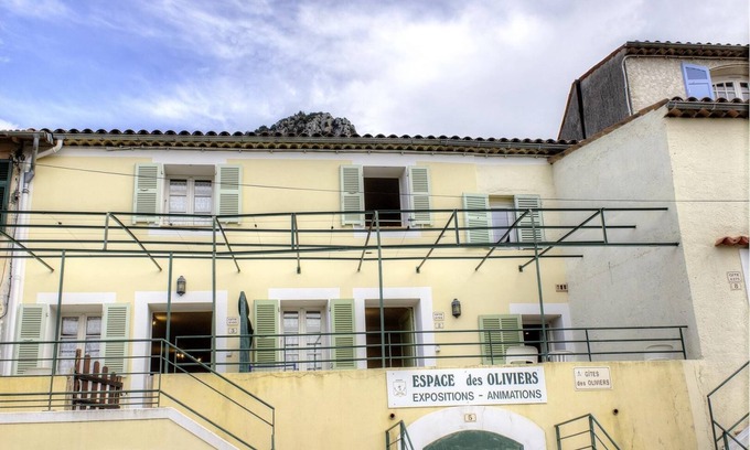 Castagniers House | Espace des Oliviers - Gîte n°3