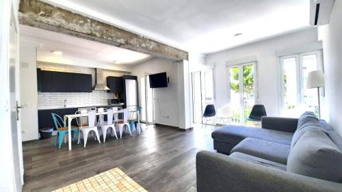 Grau i Platja Apartment | Espectacular Apartamento con Vistas al Mar de 140m2 F5 1D