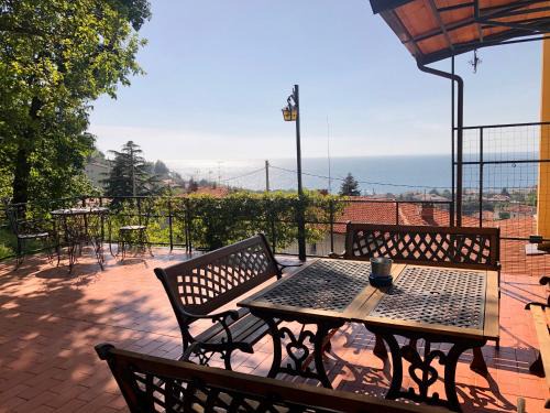Roiano-Gretta-Barcola-Cologna-Scorcola Apartment | ESPERIA casa vacanza