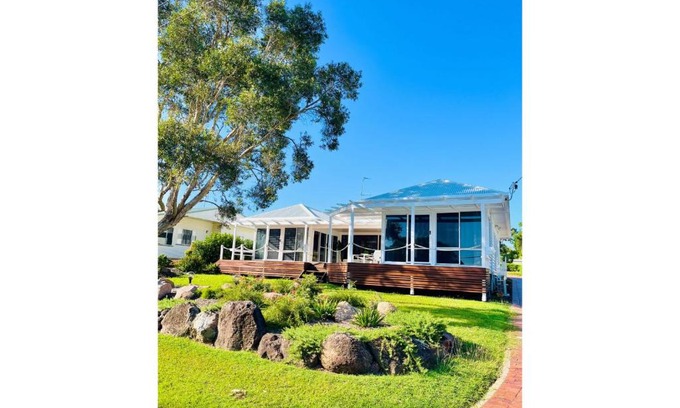 Point Vernon Apartment | Esplanade Ease