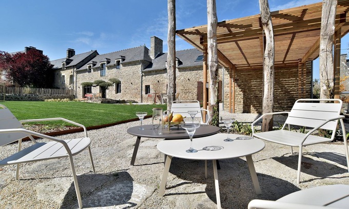 Lehon House | Esprit Famille - Grand Jardin