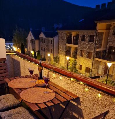 Villanua Apartment | ESQUÍ PIRINEO ARAGONÉS APARTAMENTO EL JUNCARAL Wifi