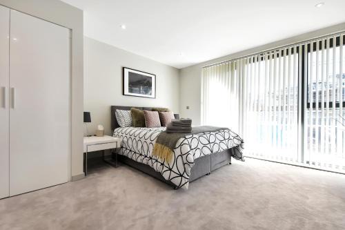 West Ealing Apartment | Esquire Apartments Ealing