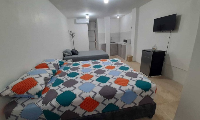 Kennedy Apartment | Estamos cerca al Terminal Terrestre , Aeropuerto, Mall del Sol y demas lugares