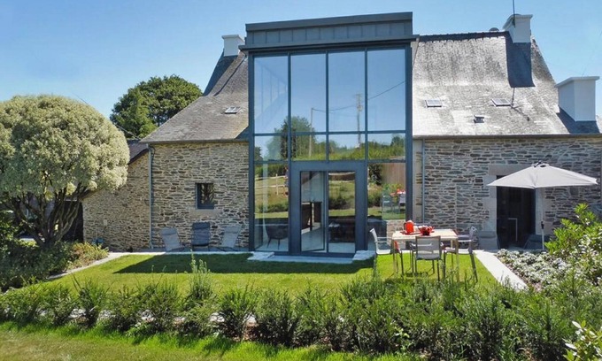 Landeleau House | Estate in Landeleau near Aulne River