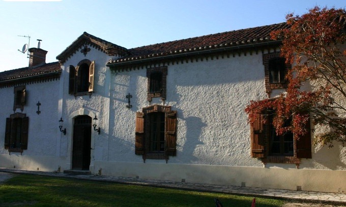 Buzon House | Estate in Pyrenees with Pool and Golf Nearby