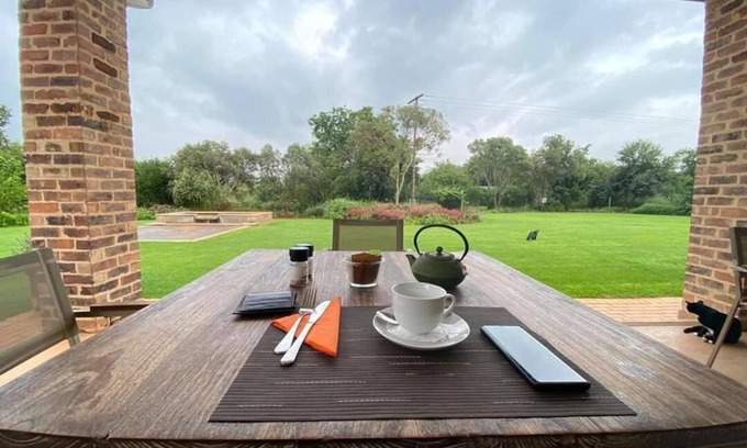 Hekpoort House | Esther's Country Lodge