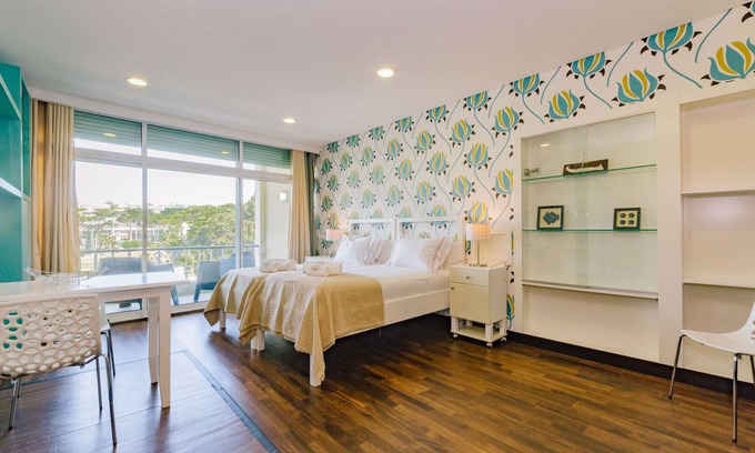Estoril Apartment | ESTORIL BEACHFRONT - BALCONY STUDIO 18