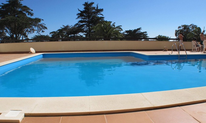Estoril Condo | Estoril Casino 3 Bedrooms With Pool