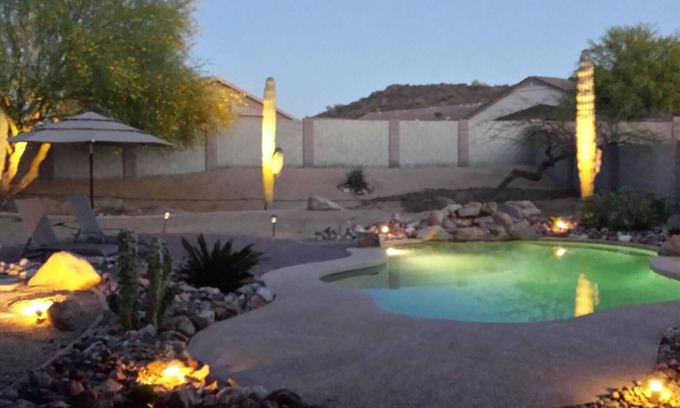Estrella Mountain Ranch House | Estrella's NASCAR HOT SPOT! FALL GOLF GETAWAY! HOLIDAY PLAY!