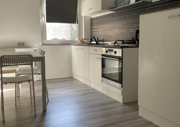 Herne Apartment | estrella24 LIVING ROOMS London