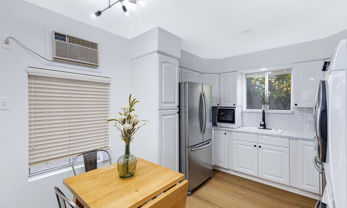 Paradise Valley Village Apartment | Estrid Hideaway: Cozy & Private Guest House in Scottsdale