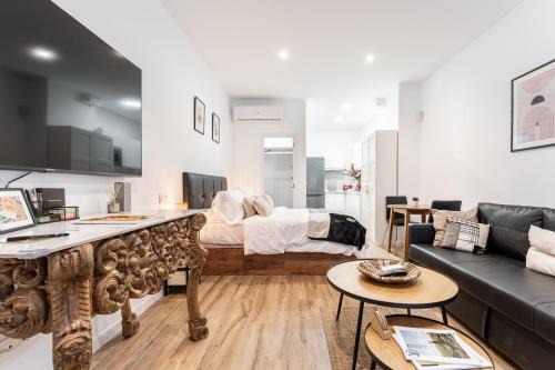Legazpi Apartment | "Estudio Las Damas de Madrid"