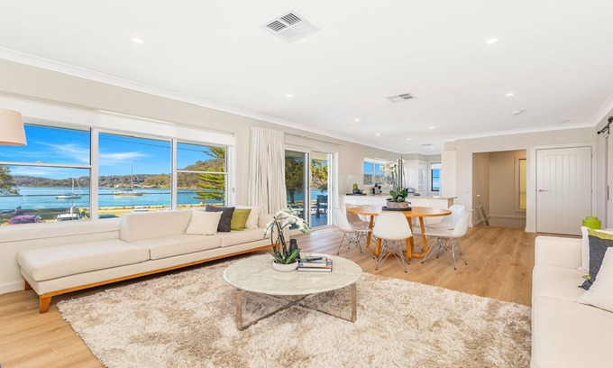 Ettalong Beach House | Ettalong Waterfront Retreat